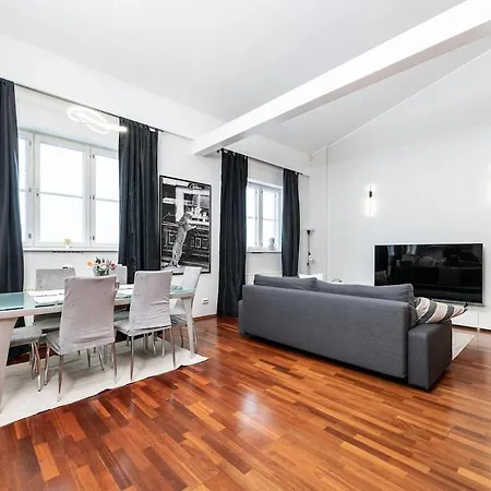 2-story, 3-bedroom Penthouse, Sauna, Free Parking * Tallinn