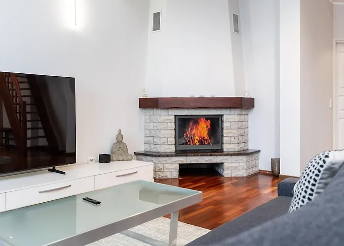 2-story, 3-bedroom Penthouse, Sauna, Free Parking * Reval