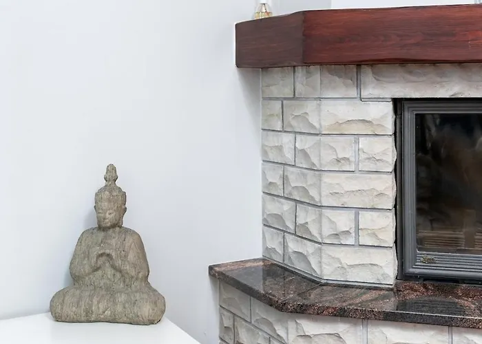 Lägenhet 2-story, 3-bedroom Penthouse, Sauna, Free Parking *