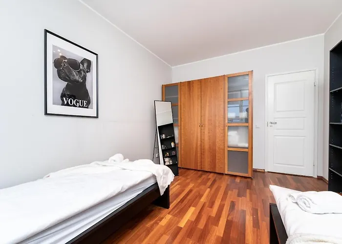 2-story, 3-bedroom Penthouse, Sauna, Free Parking * Talin