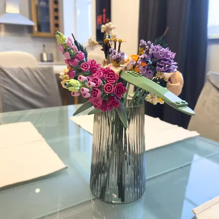 2-story, 3-bedroom Penthouse, Sauna, Free Parking